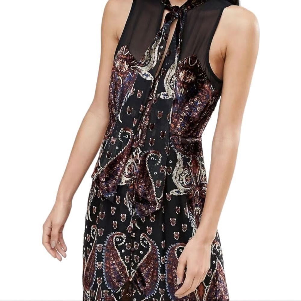 Free People Black Paisley Dress with Tie Neck sz 2